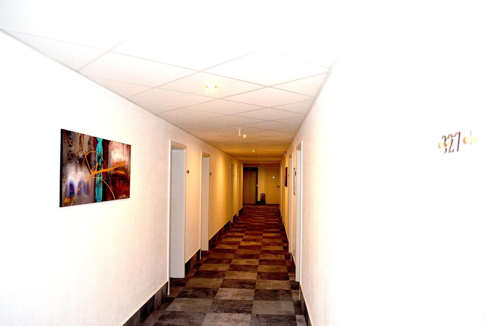 Weber Hotel マンハイム エクステリア 写真